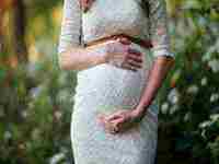 梦见熟人怀孕大肚子什么意思(梦见熟人怀孕大肚子什么意思啊)