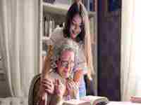 梦见自己的头发剪短了是什么意思(梦见自己的头发剪短了是什么意思周公解梦)