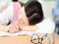 男人梦见别人家办丧事(男人梦见别人家办丧事是什么意思)