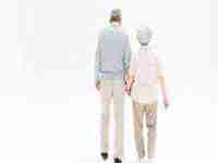 梦见很多老鼠到处乱跑是什么意思(梦见很多老鼠到处乱跑是什么意思周公解梦)