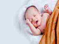 梦见三条不同颜色的蛇(做梦梦见三条不同颜色的蛇)