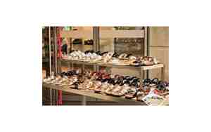 取鞋业公司名字,取鞋业公司名字好吗为什么