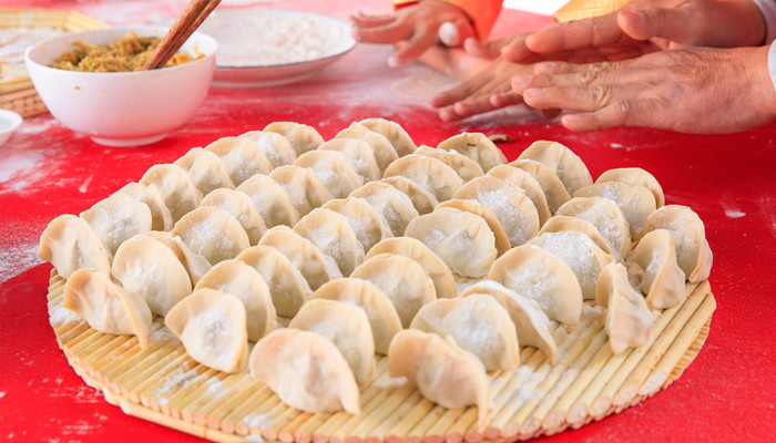 梦见吃饺子什么意思(梦见吃饺子什么意思)